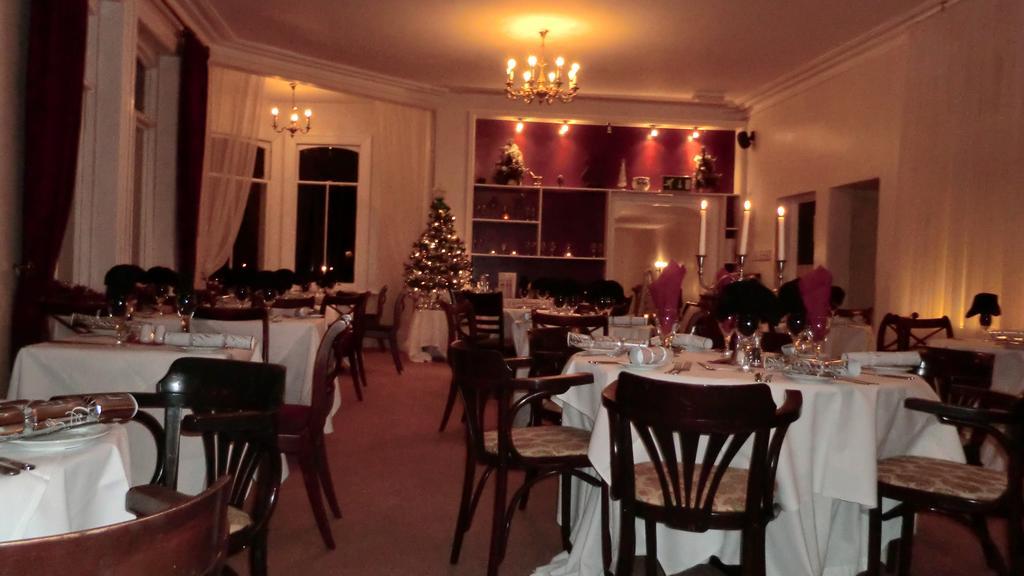The Royal Hotel Llangollen Eksteriør bilde