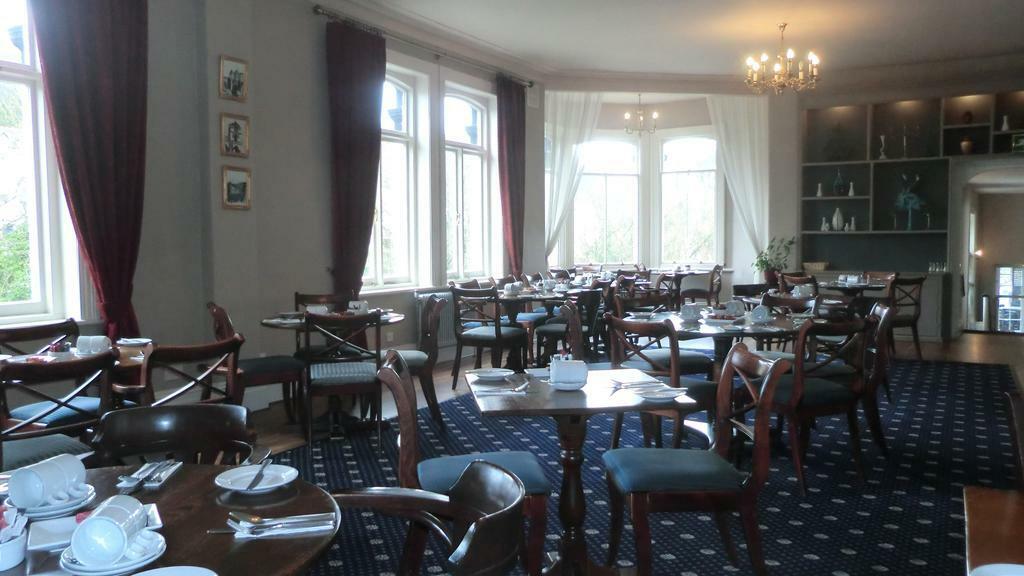 The Royal Hotel Llangollen Eksteriør bilde